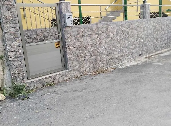 Konukevi Serafi Cozy 4*